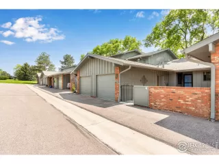 Photo #6: 1003208 Listing