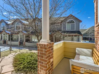 Photo #4: 1003227 Listing