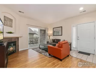 Photo #3: 1003392 Listing