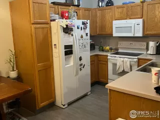 Photo #2: 1003418 Listing