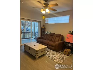 Photo #5: 1003418 Listing