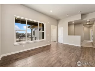 Photo #6: 1003571 Listing
