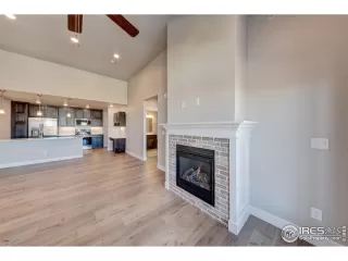 Photo #6: 1003572 Listing