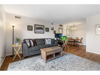 Photo #3: 1003579 Listing