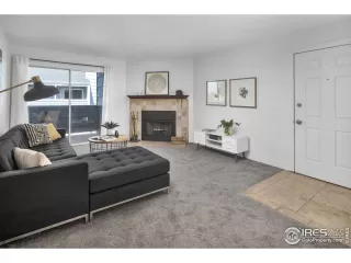 Photo #2: 1003603 Listing