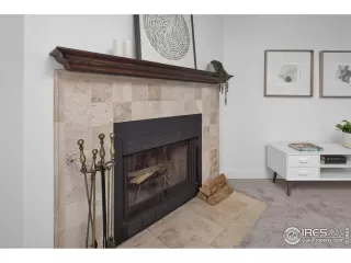 Photo #4: 1003603 Listing