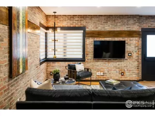 Photo #6: 1003605 Listing