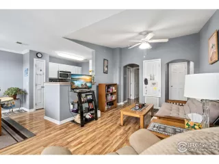 Photo #4: 1003651 Listing