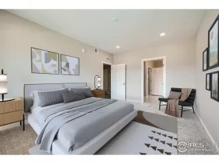 Photo #6: 1003800 Listing