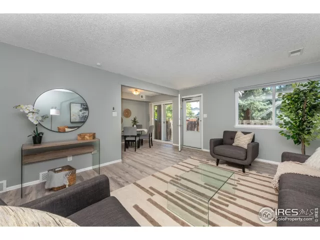 MLS: 1003893 Condo For Sale