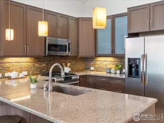 Photo #5: 1003908 Listing 