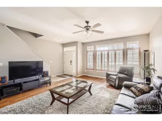 Photo #4: 1003957 Listing