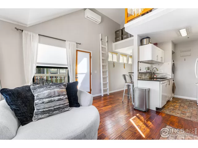 MLS: 1003971 Condo For Sale