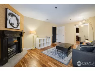 Photo #2: 1003972 Listing