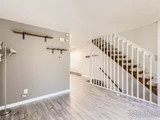 Photo #3: 1003979 Listing