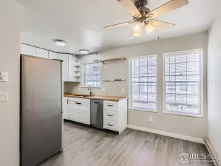 Photo #6: 1003979 Listing