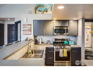 Photo #5: 1003983 Listing 