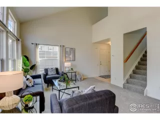 Photo #4: 1004003 Listing