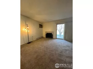 Photo #5: 1004005 Listing