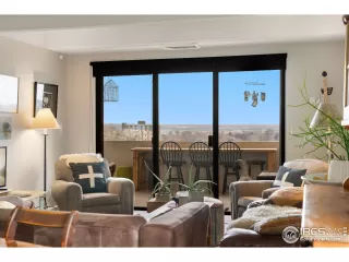 Photo #1: 1004021 Listing