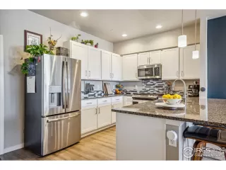 Photo #2: 1004053 Listing 