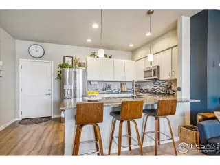 Photo #4: 1004053 Listing 