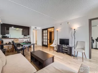 Photo #5: 1004136 Listing 