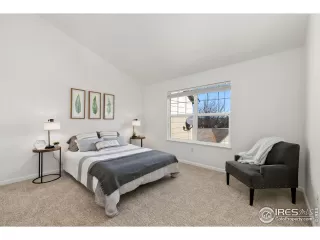 Photo #6: 1004146 Listing