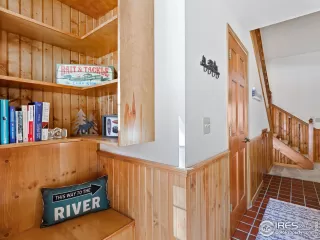 Photo #5: 1004379 Listing