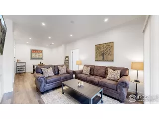 Photo #2: 1004519 Listing