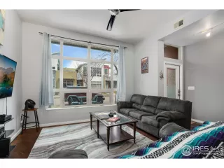 Photo #4: 1004536 Listing 