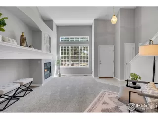 Photo #1: 1004563 Listing