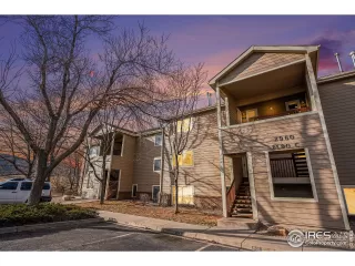 Photo #1: 1004601 Listing