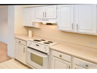 Photo #4: 1004634 Listing 