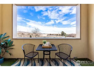 Photo #5: 1004728 Listing