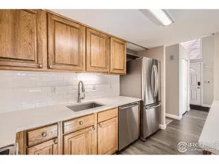 Photo #5: 1004732 Listing 