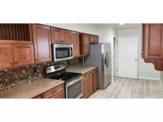 Photo #6: 1004824 Listing 