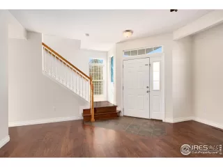 Photo #2: 1004834 Listing