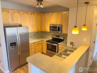 Photo #1: 1004849 Listing