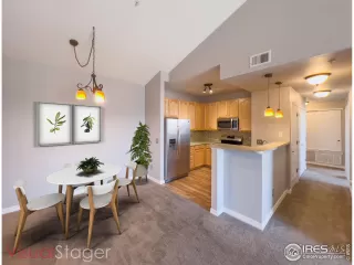 Photo #4: 1004849 Listing