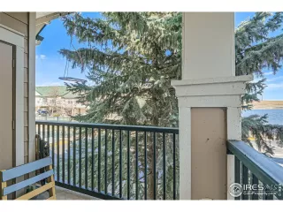 Photo #2: 1004866 Listing