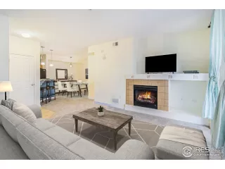 Photo #2: 1004880 Listing