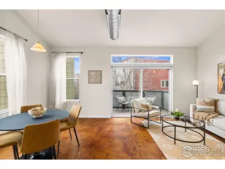 Photo #5: 1004961 Listing 