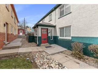 Photo #3: 1004986 Listing