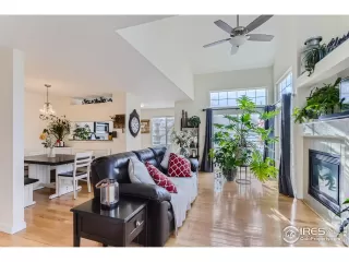 Photo #4: 1005001 Listing