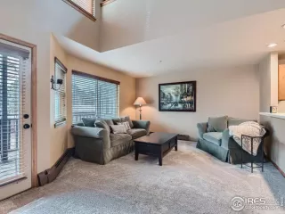 Photo #2: 1005008 Listing