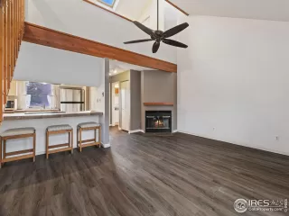 Photo #2: 1005030 Listing