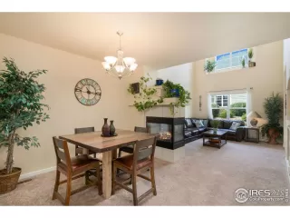 Photo #4: 1005078 Listing