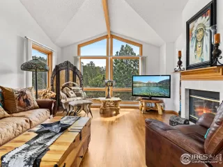 Photo #2: 1005098 Listing 