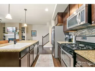 Photo #6: 1005130 Listing